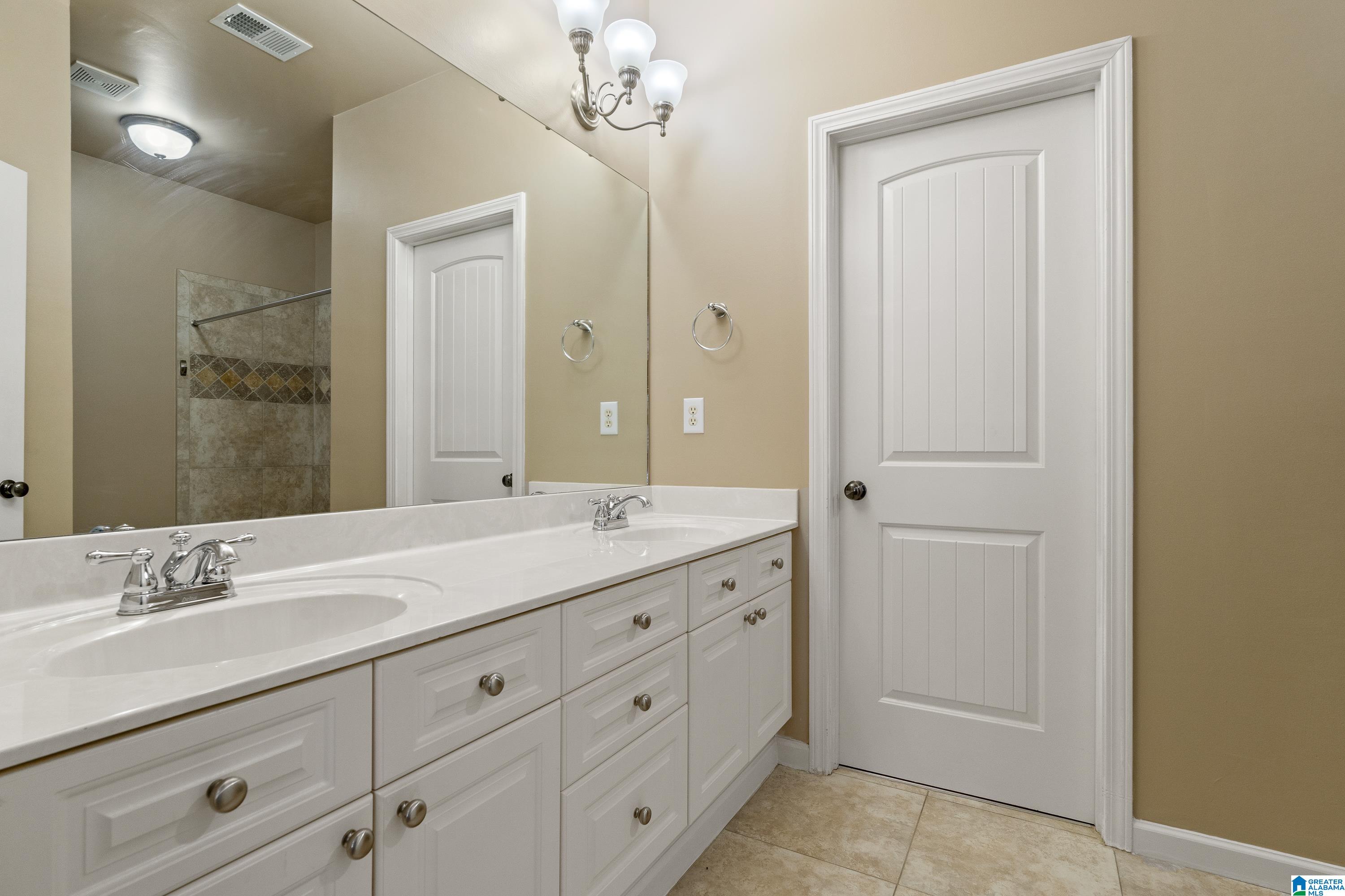 2261 Ridgemont Drive Birmingham, AL 35244 - Photo 17 of 35