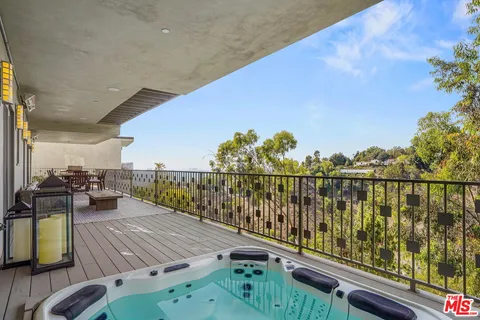 $2,998,000 | 1433 Summitridge Drive, Beverly Hills, CA 90210
