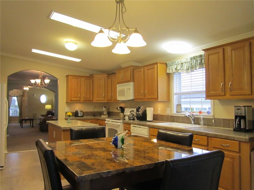 835 Hummingbird Lane Apollo, PA 15613 - Photo 6 of 25 Gallery Image 6