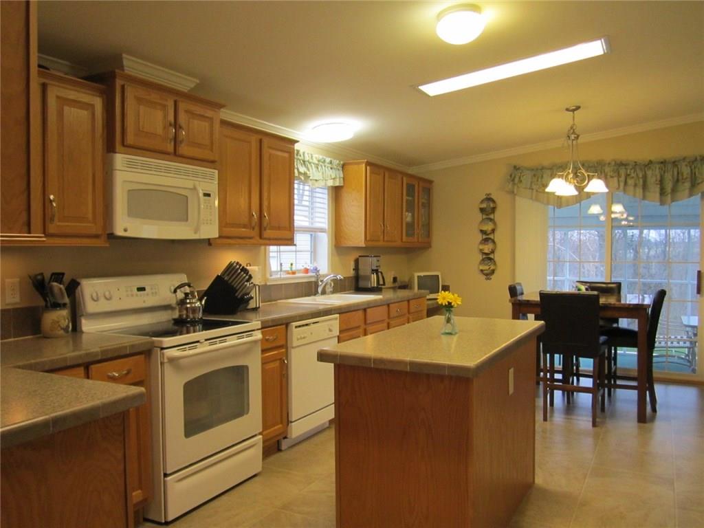 835 Hummingbird Lane Apollo, PA 15613 - Photo 7 of 25 Gallery Image 7