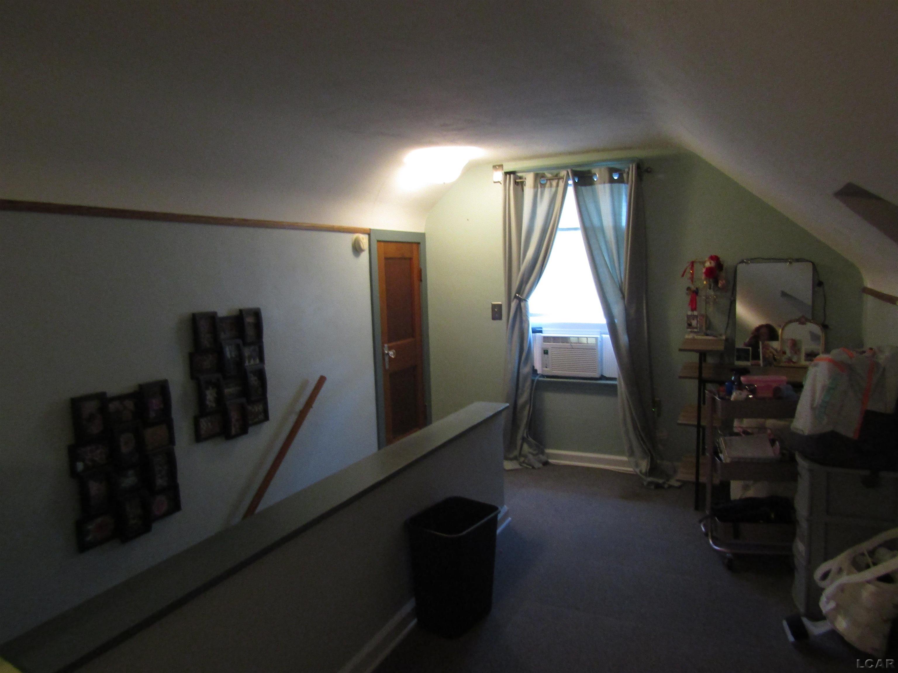 736 State Street Adrian, MI 49221 - Photo 19 of 24 50176218-f6ed639e-3ab2-4518-b695-3080b370dc6b.JPG
