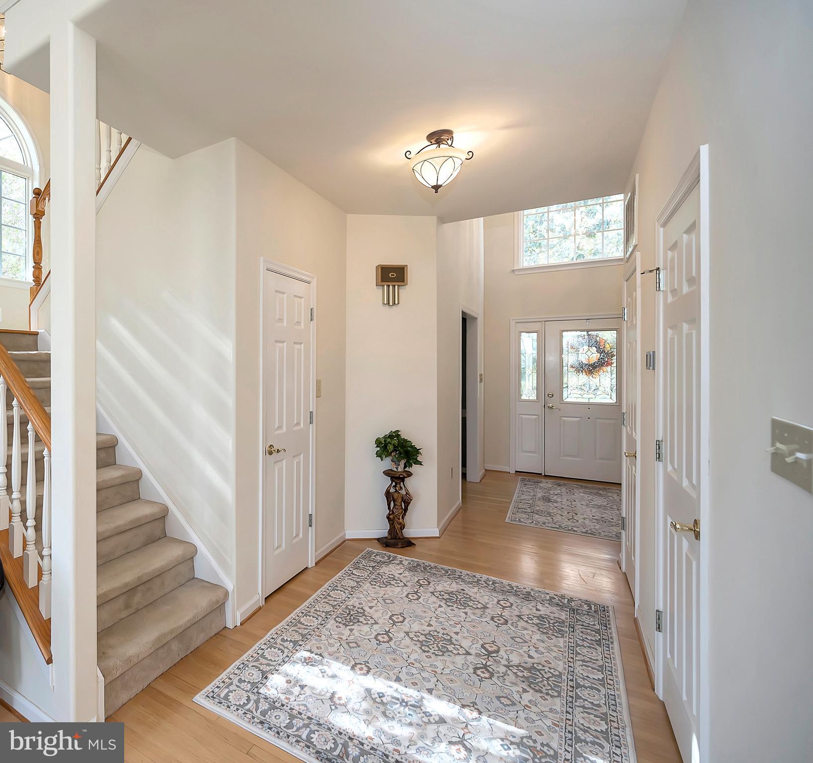 27537 Mine Run Road Rhoadesville, VA 22542 - Photo 11 of 94 Main Level Foyer Photo 1
