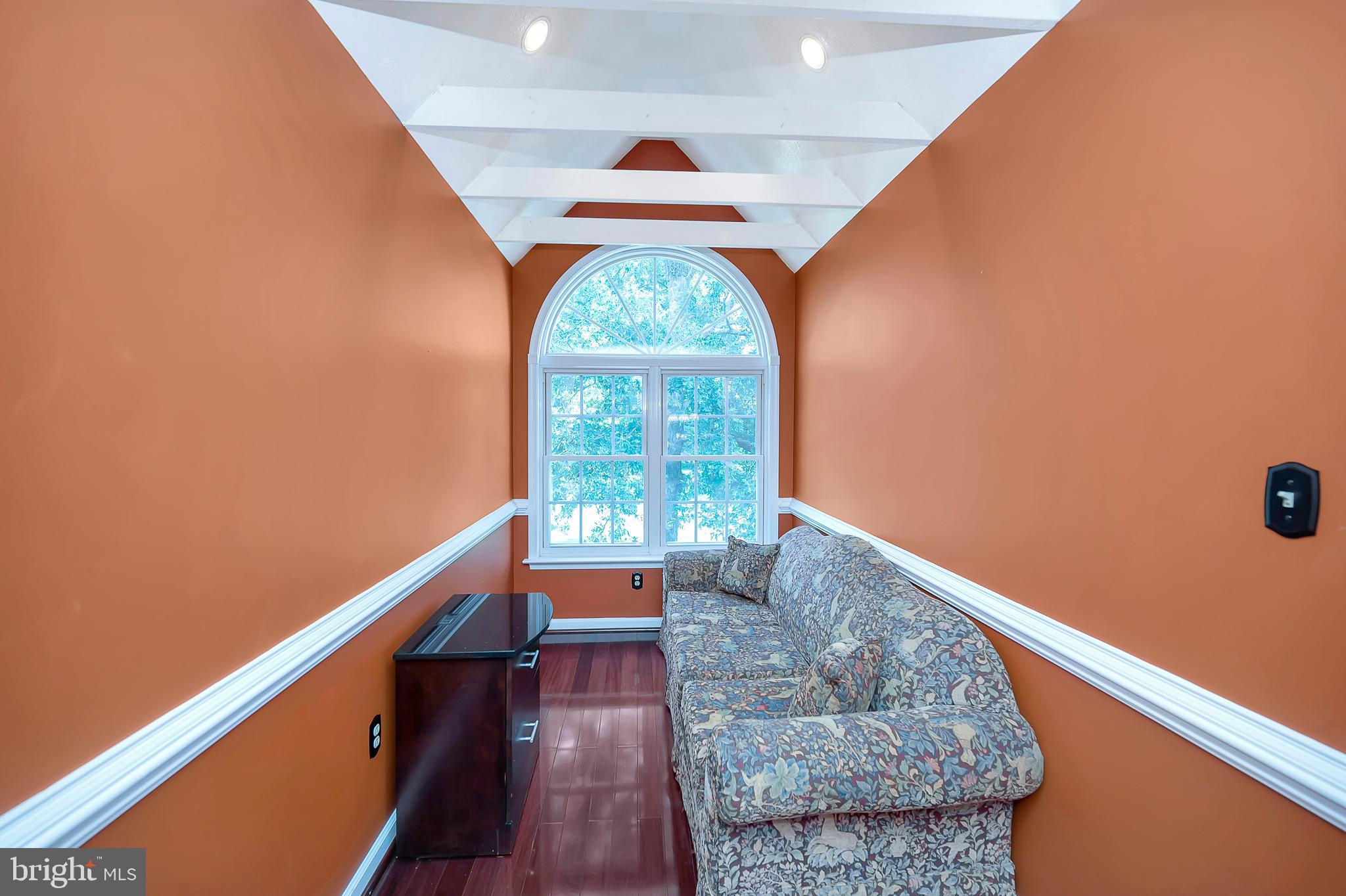 27537 Mine Run Road Rhoadesville, VA 22542 - Photo 36 of 94 Upper Level Bedroom 2 Sitting Area
