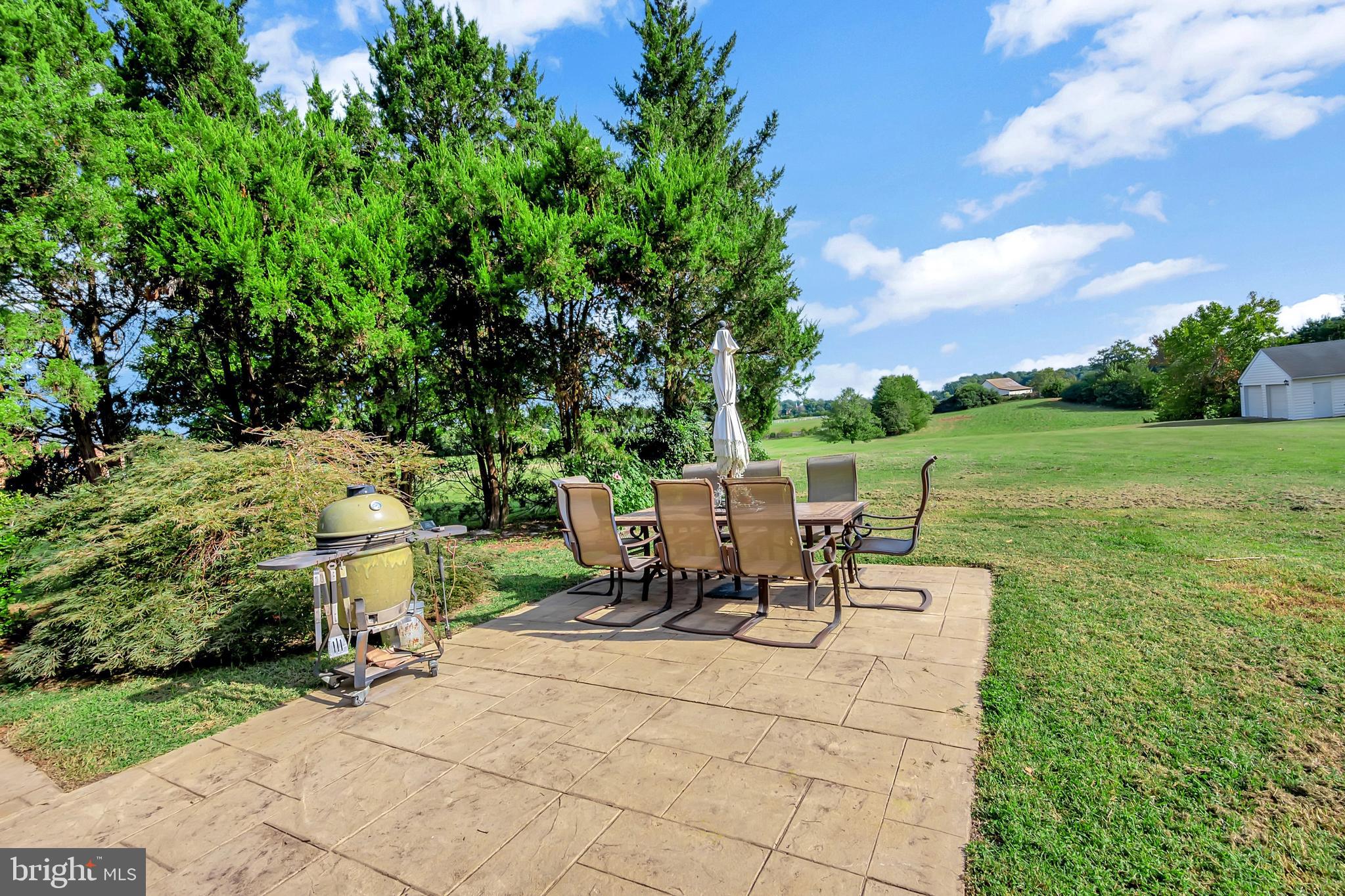 27537 Mine Run Road Rhoadesville, VA 22542 - Photo 44 of 94 Backyard Patio