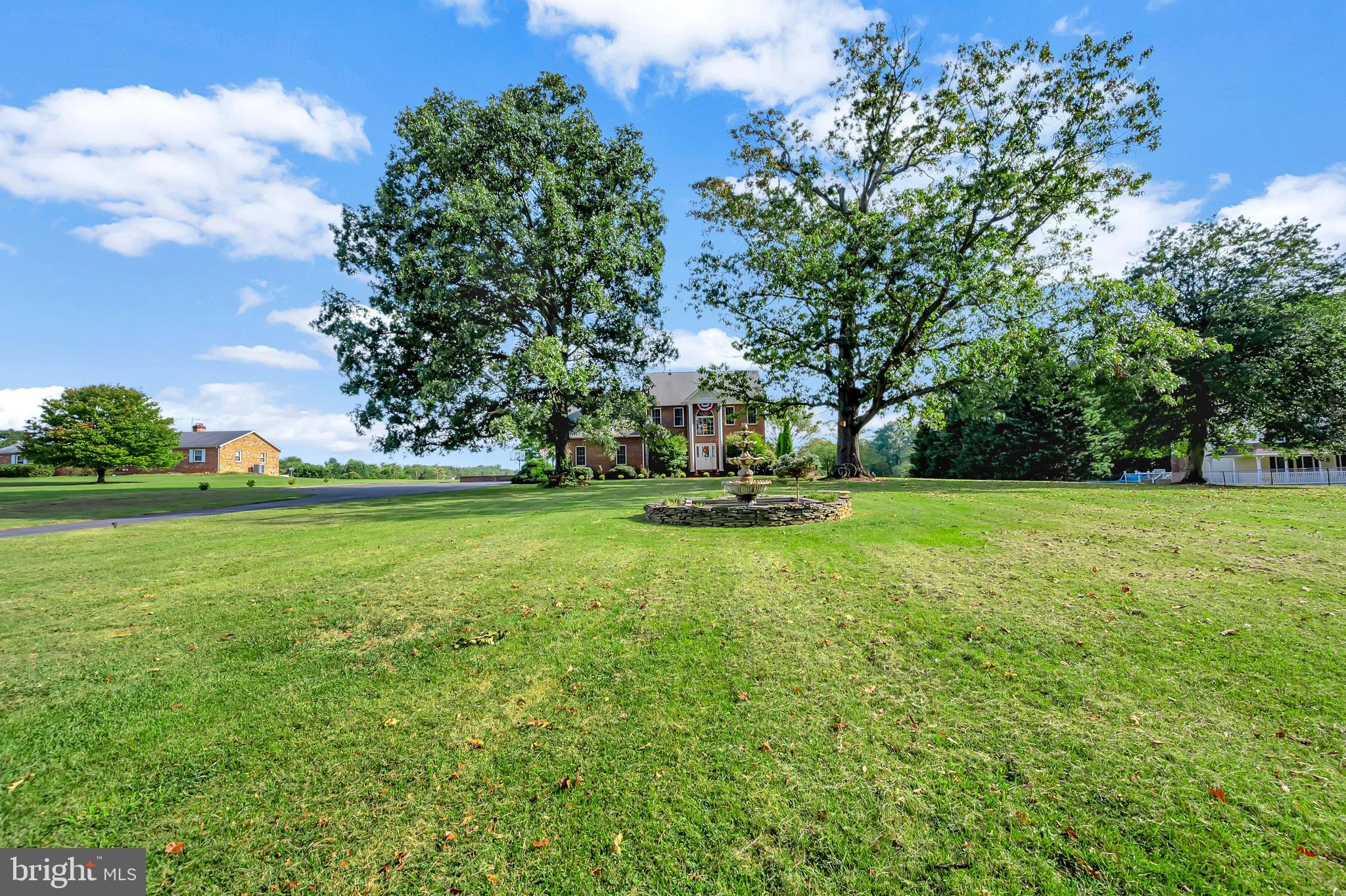 27537 Mine Run Road Rhoadesville, VA 22542 - Photo 6 of 94 Front Exterior with Fountain and Front Acreage