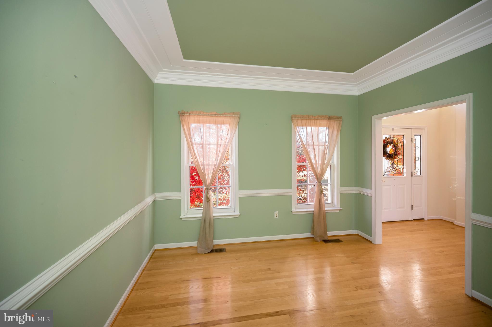 27537 Mine Run Road Rhoadesville, VA 22542 - Photo 65 of 94 Main Level Living Room