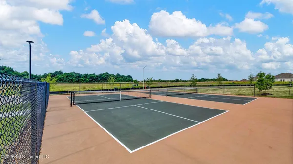 $357,990 | 8196 Bankhead Drive, Olive Branch, MS 38654