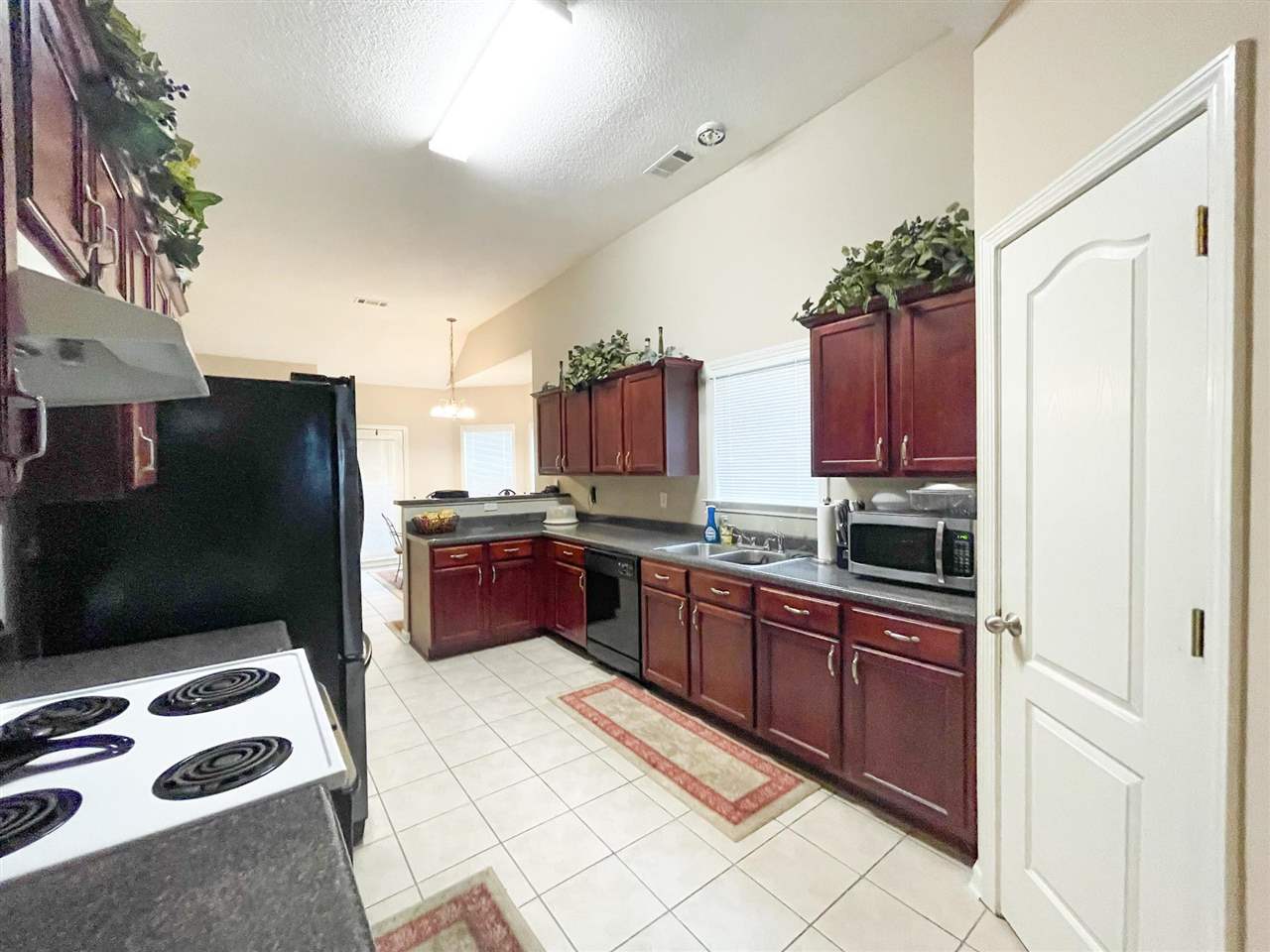 8716 Macon Road Memphis, TN 38016 - Photo 6 of 15 Gallery Image 6