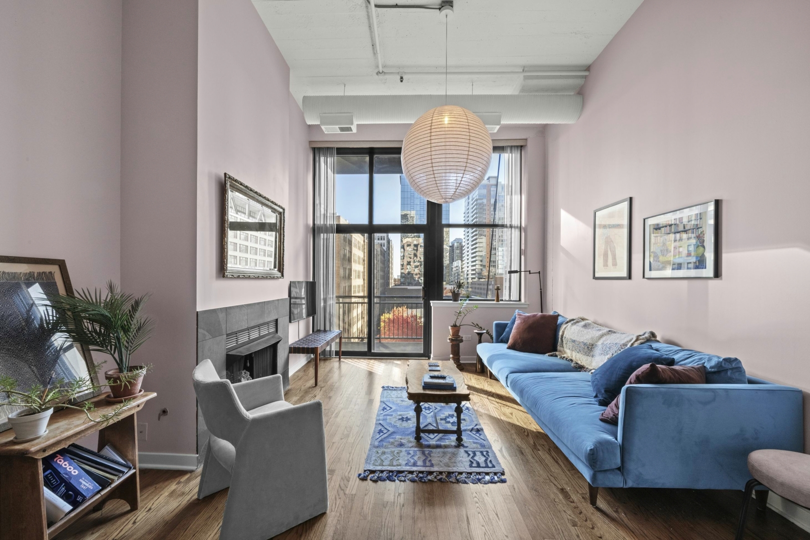 547 South Clark Street, Unit 604 Chicago, IL 60605 - Photo 4 of 31