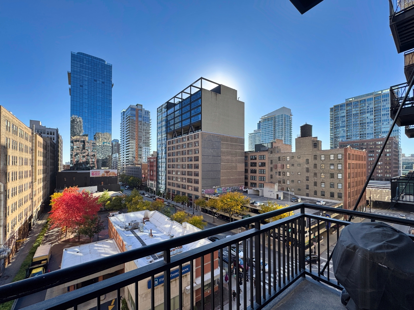 547 South Clark Street, Unit 604 Chicago, IL 60605 - Photo 6 of 31