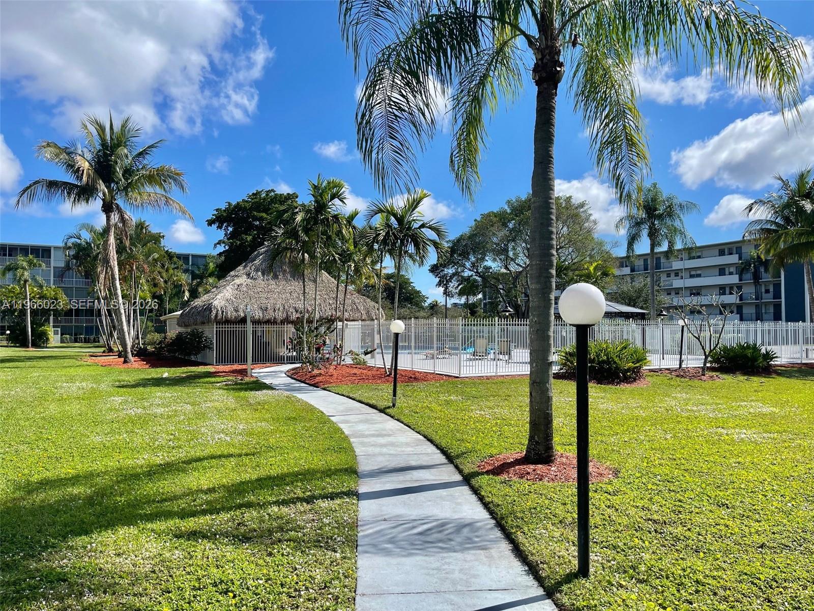 4700 Washington Street, Unit 507 Hollywood, FL 33021 - Photo 15 of 21