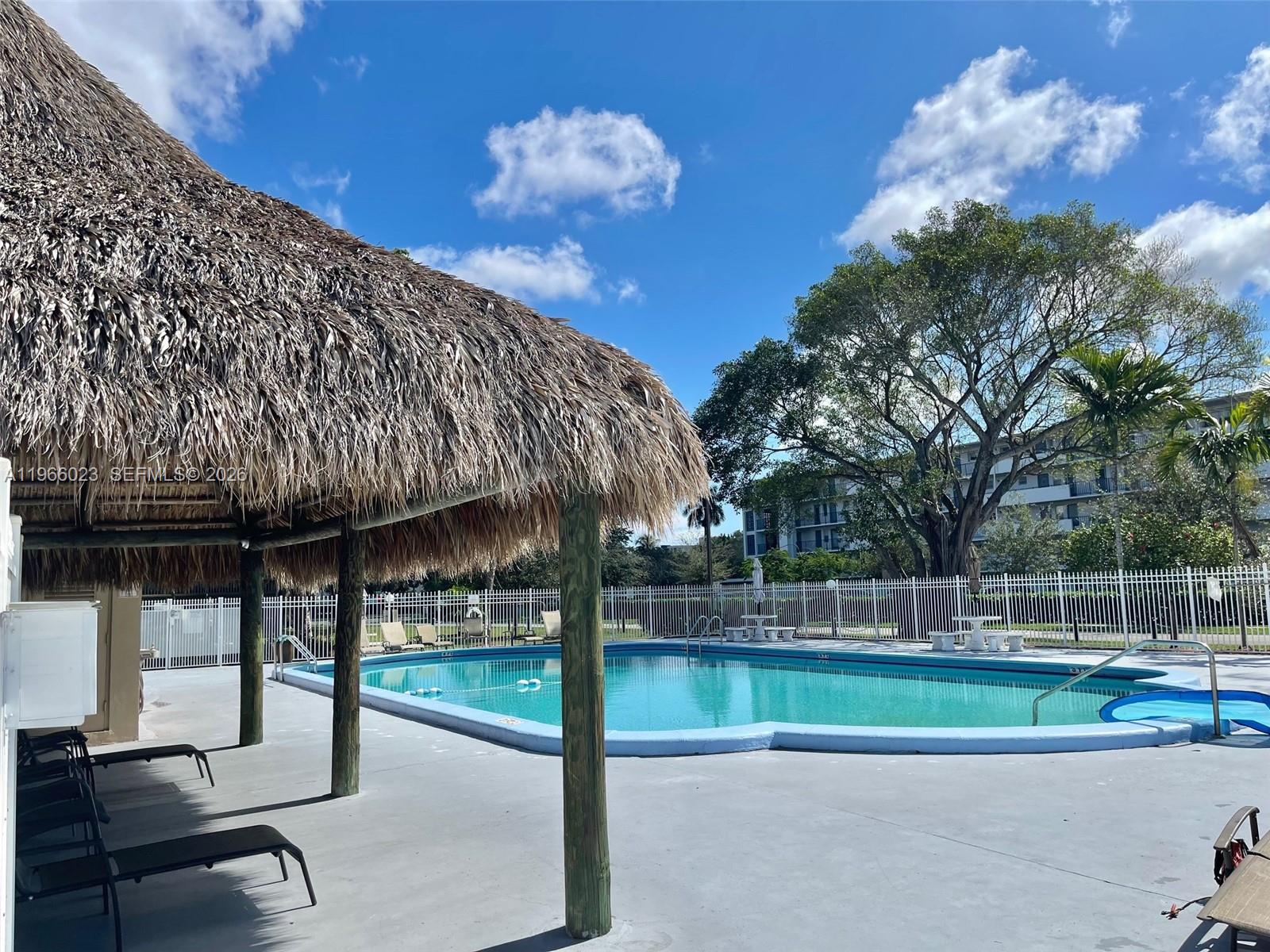 4700 Washington Street, Unit 507 Hollywood, FL 33021 - Photo 5 of 21