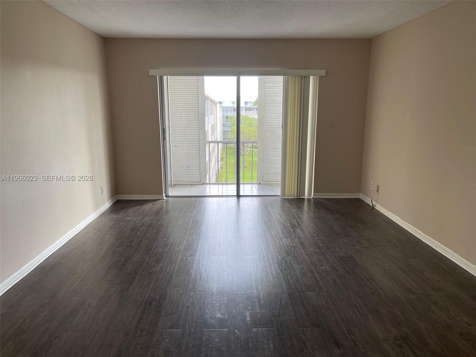 4700 Washington Street, Unit 507 Hollywood, FL 33021 - Photo 6 of 21