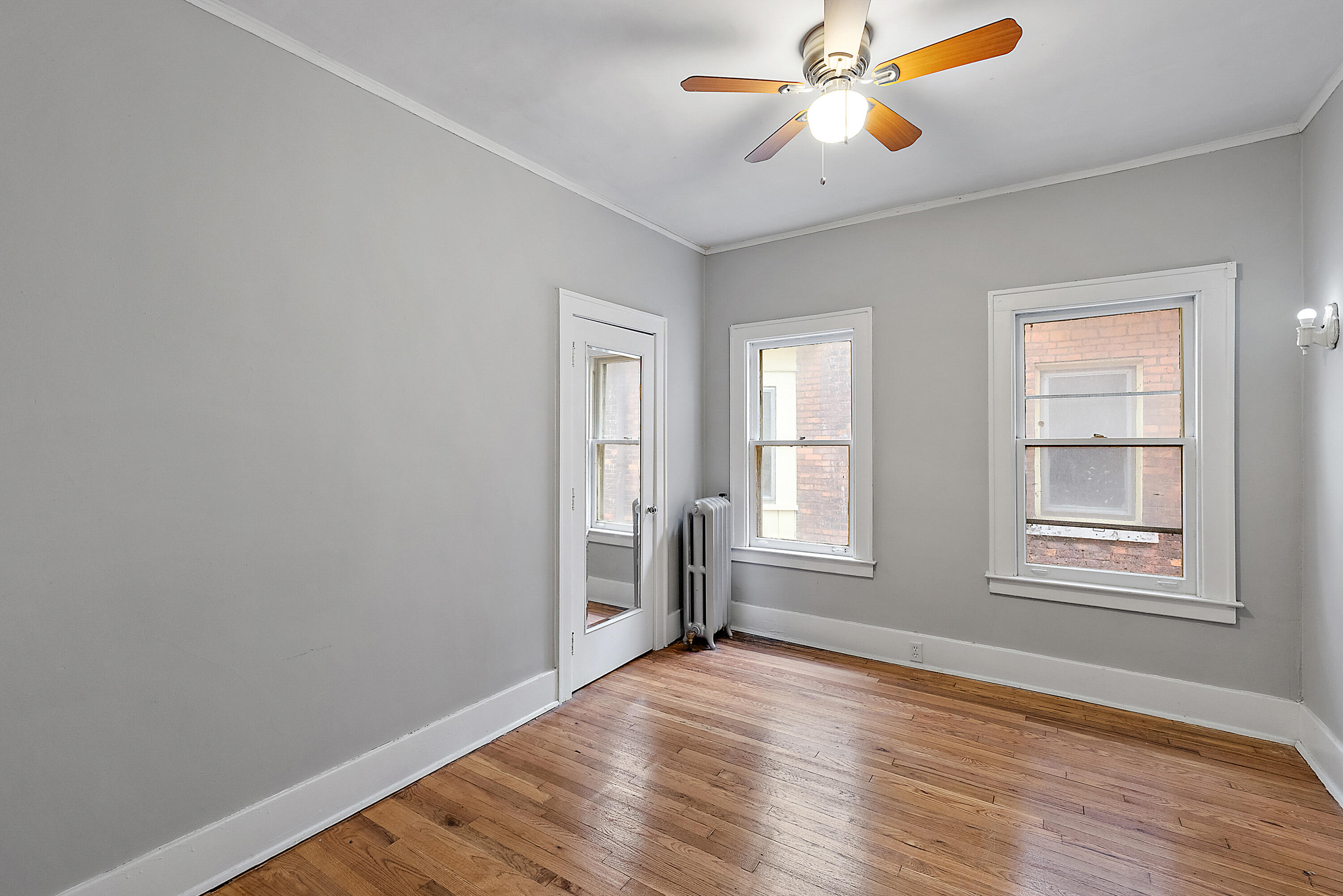 1651 Atkinson Street, Unit 2 Detroit, MI 48206 - Photo 13 of 28 1651 Atkinson 2nd Floor-25