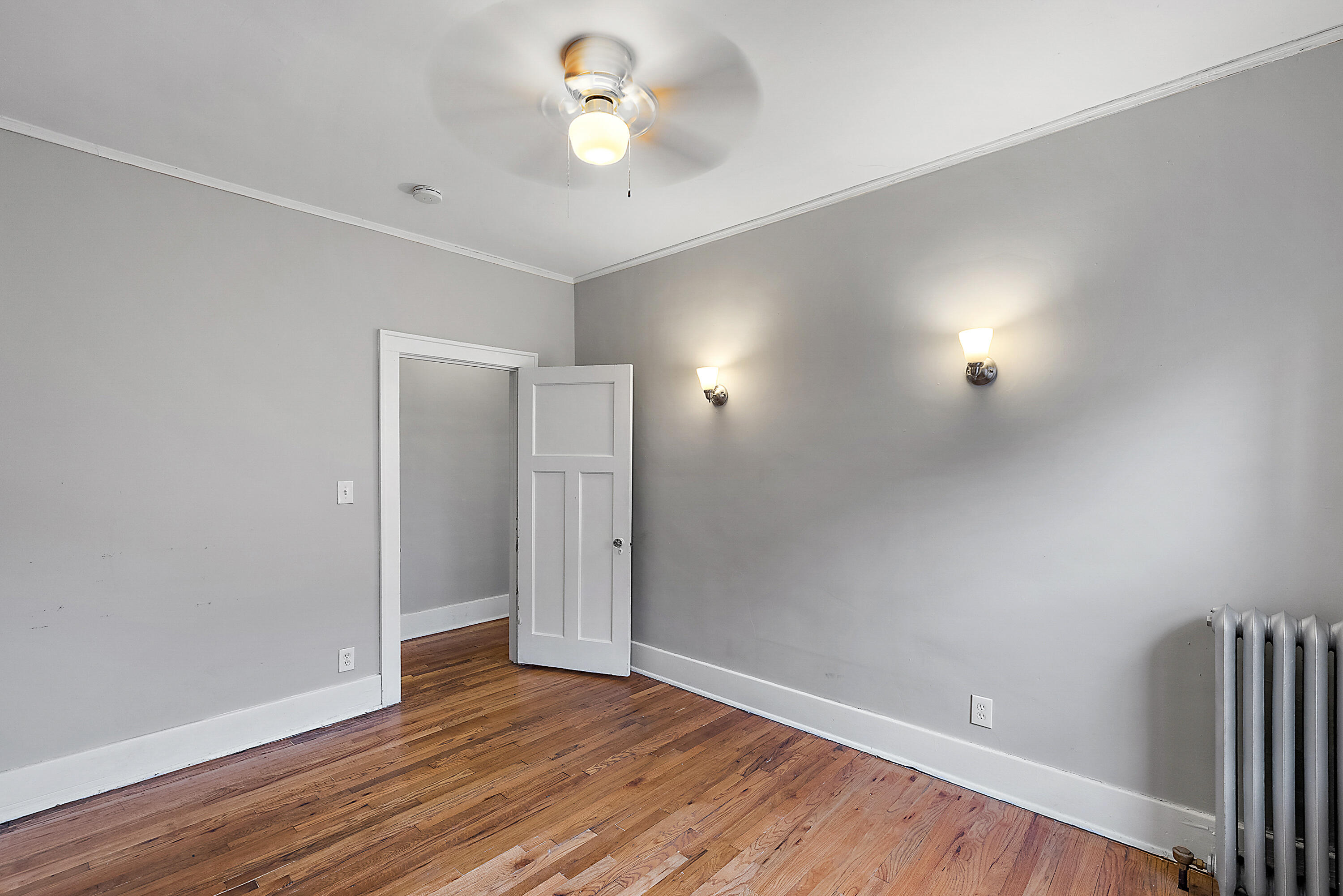 1651 Atkinson Street, Unit 2 Detroit, MI 48206 - Photo 15 of 28 1651 Atkinson 2nd Floor-21