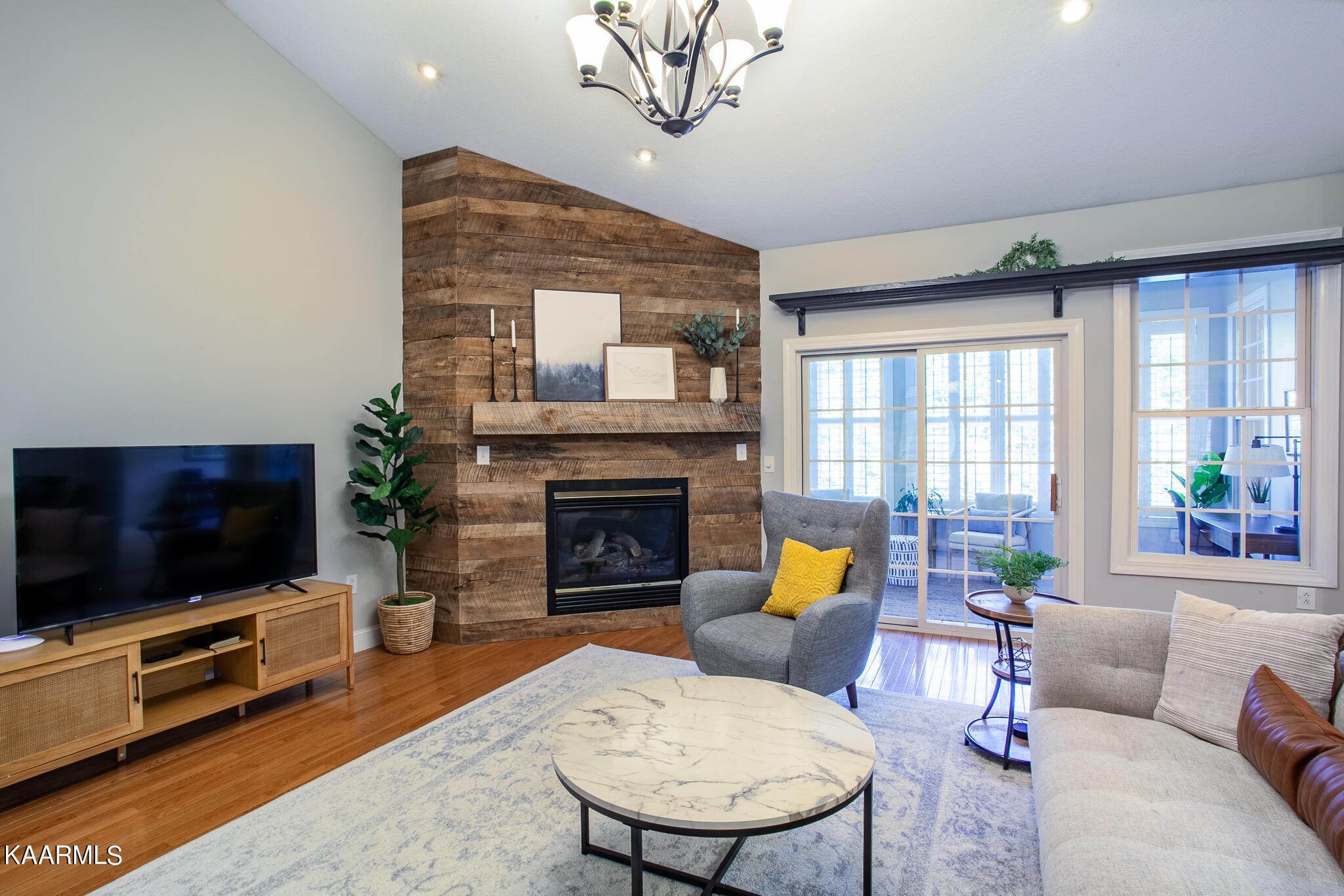 610 Dry Valley Road Townsend, TN 37882 - Photo 11 of 37 a living room with furniture and a flat screen tv