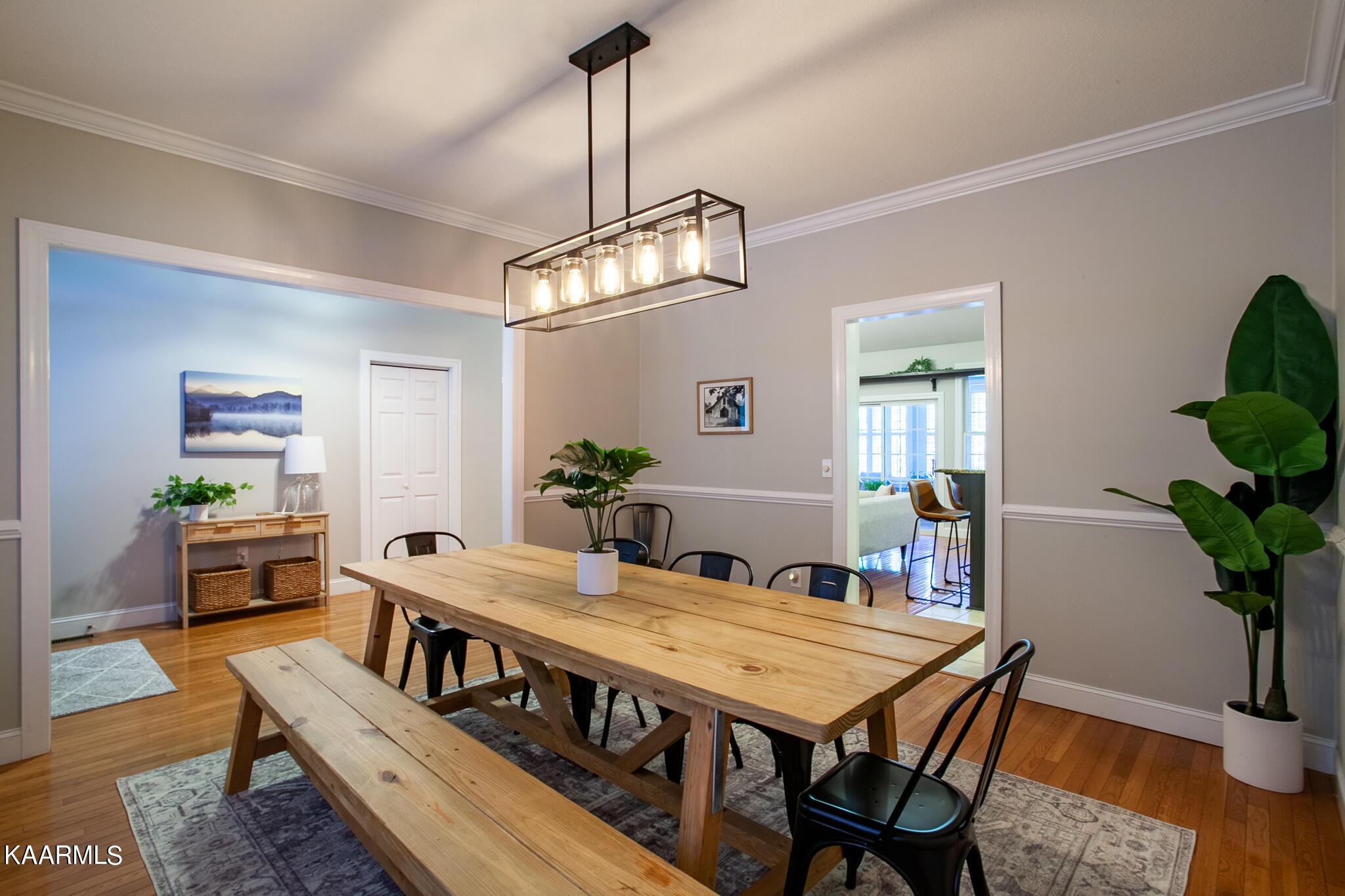 610 Dry Valley Road Townsend, TN 37882 - Photo 5 of 37 a view of a dining room with furniture window and wooden floor