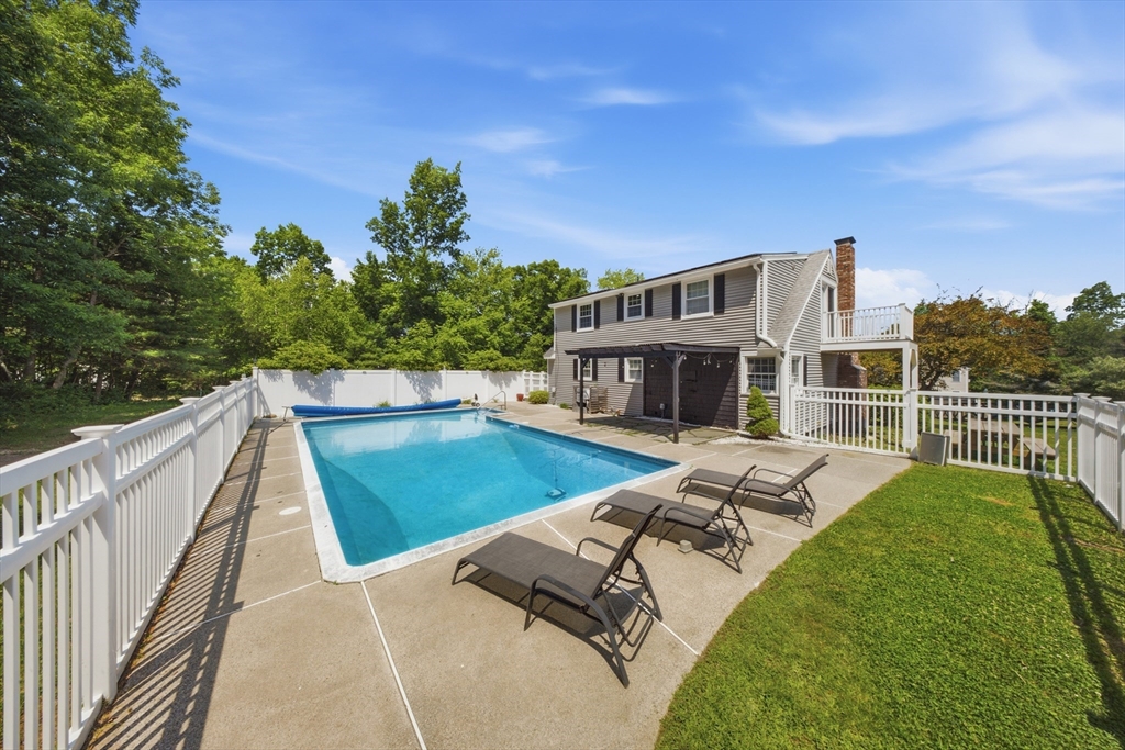 345 Pleasantdale Road Rutland, MA 01543 - Photo 34 of 40
