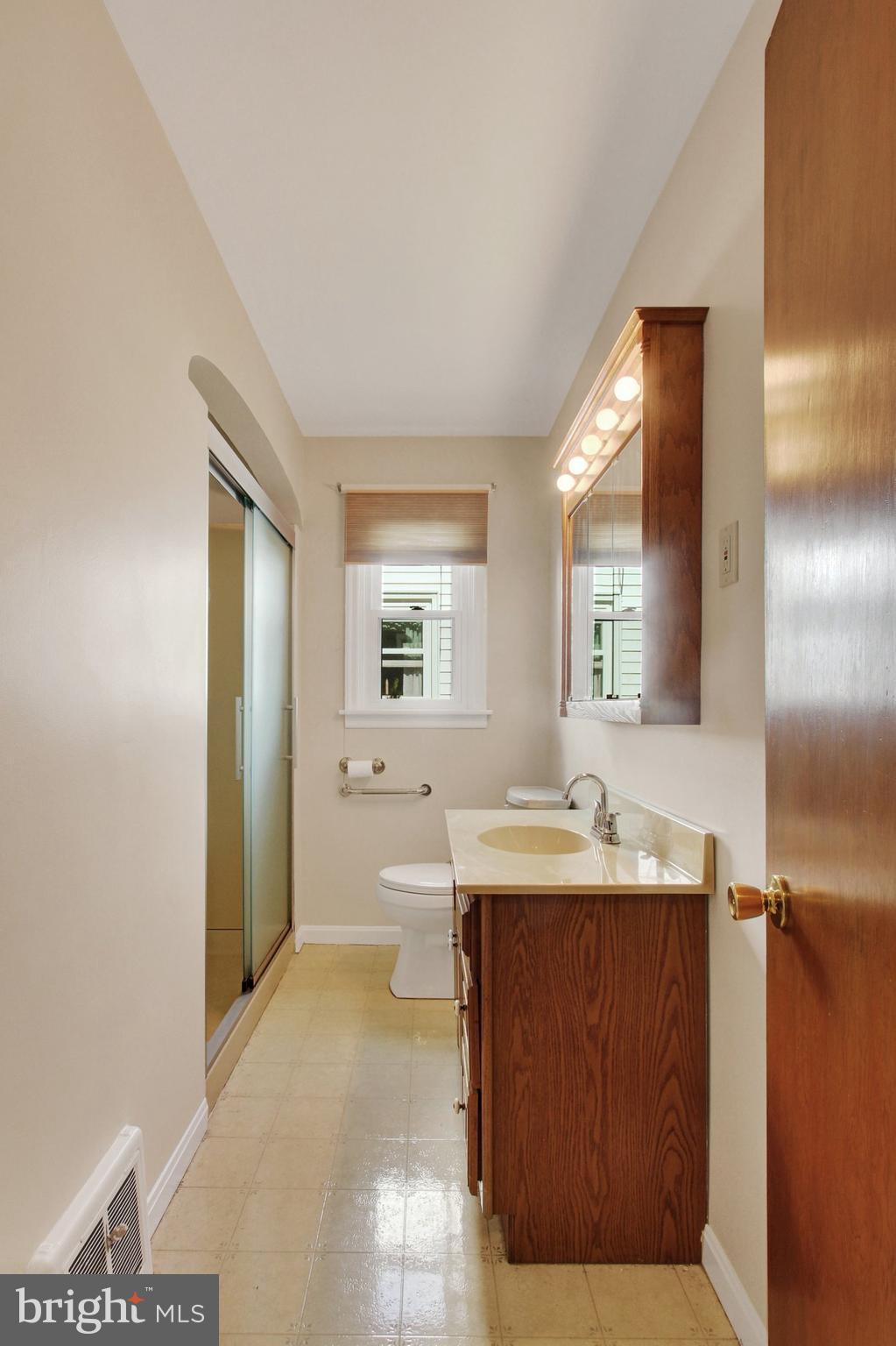 524 Fulton Street Hanover, PA 17331 - Photo 11 of 27