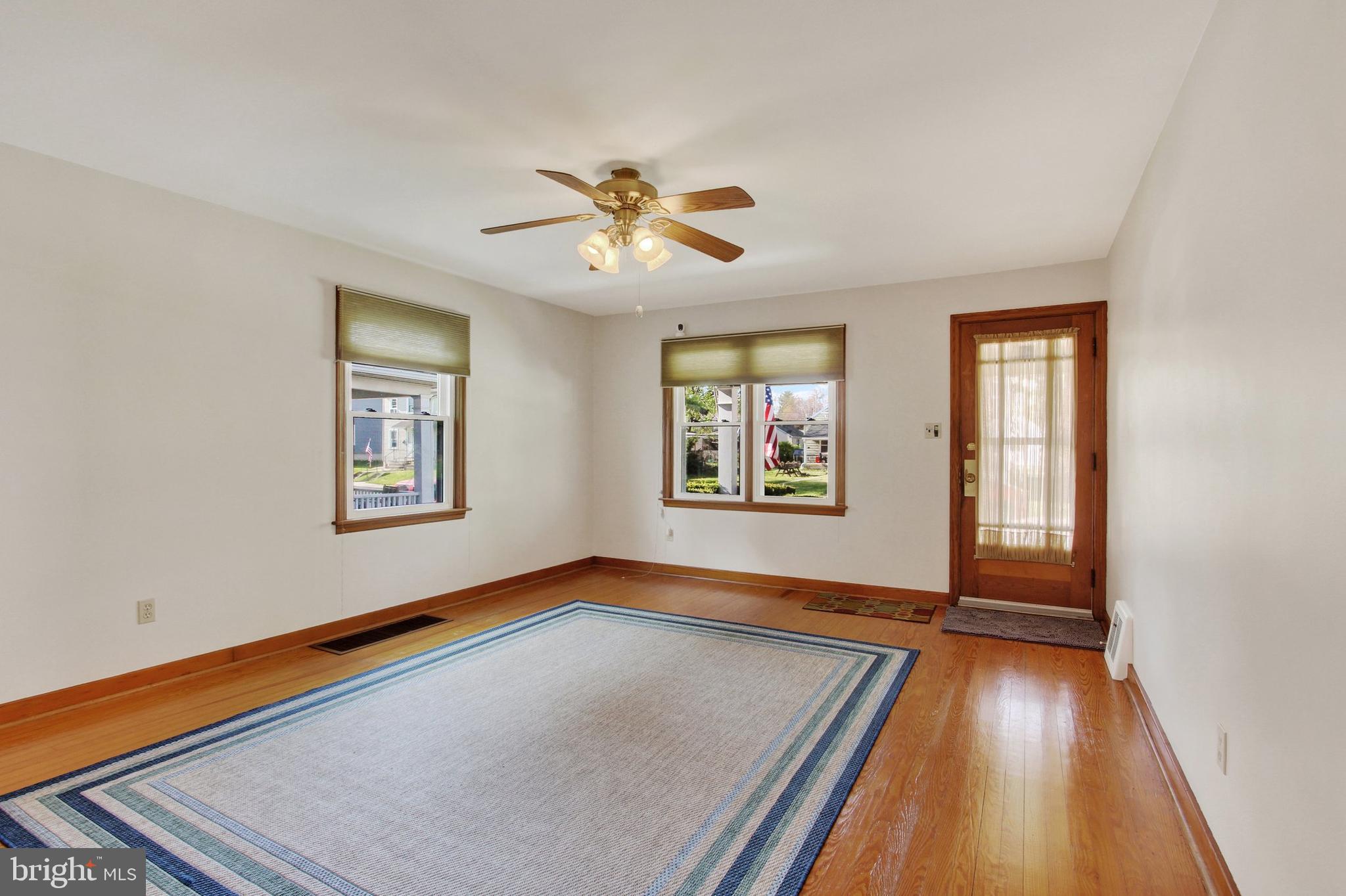 524 Fulton Street Hanover, PA 17331 - Photo 2 of 27