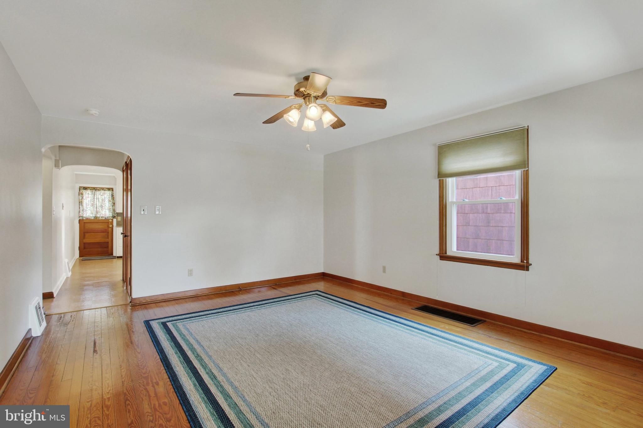 524 Fulton Street Hanover, PA 17331 - Photo 4 of 27