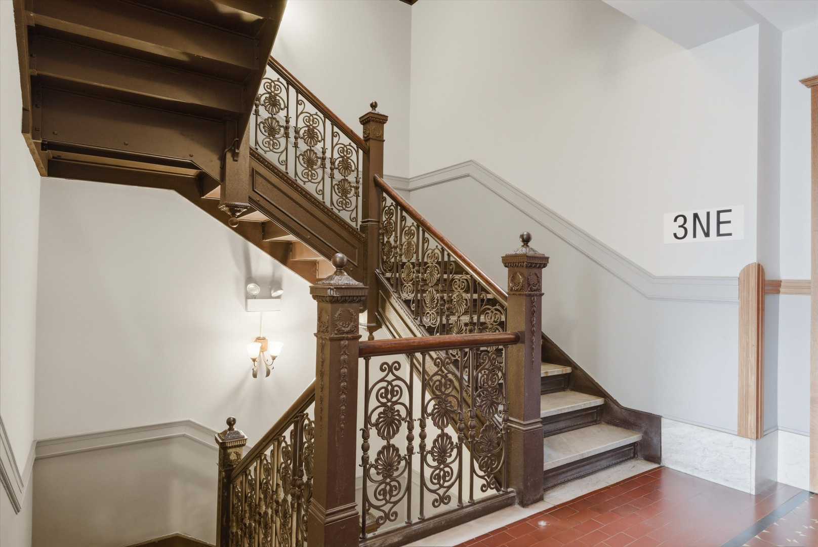 550 West Surf Street, Unit 319 Chicago, IL 60657 - Photo 13 of 17