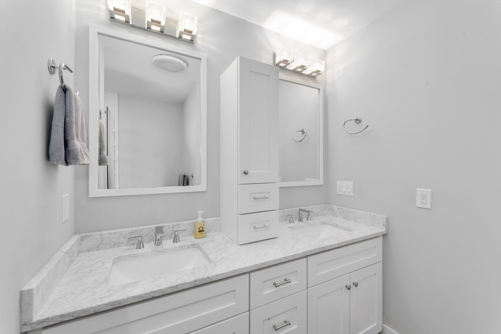 72 Rawson Road, Unit 2 Arlington, MA 02474 - Photo 18 of 32