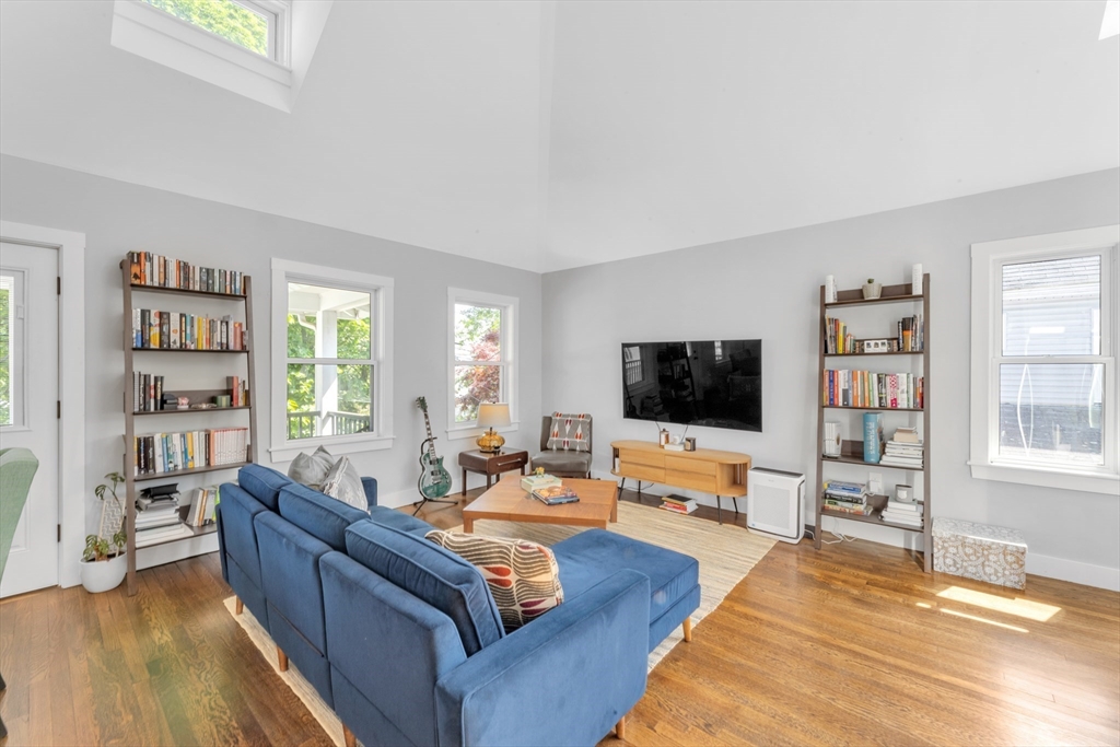 72 Rawson Road, Unit 2 Arlington, MA 02474 - Photo 7 of 32