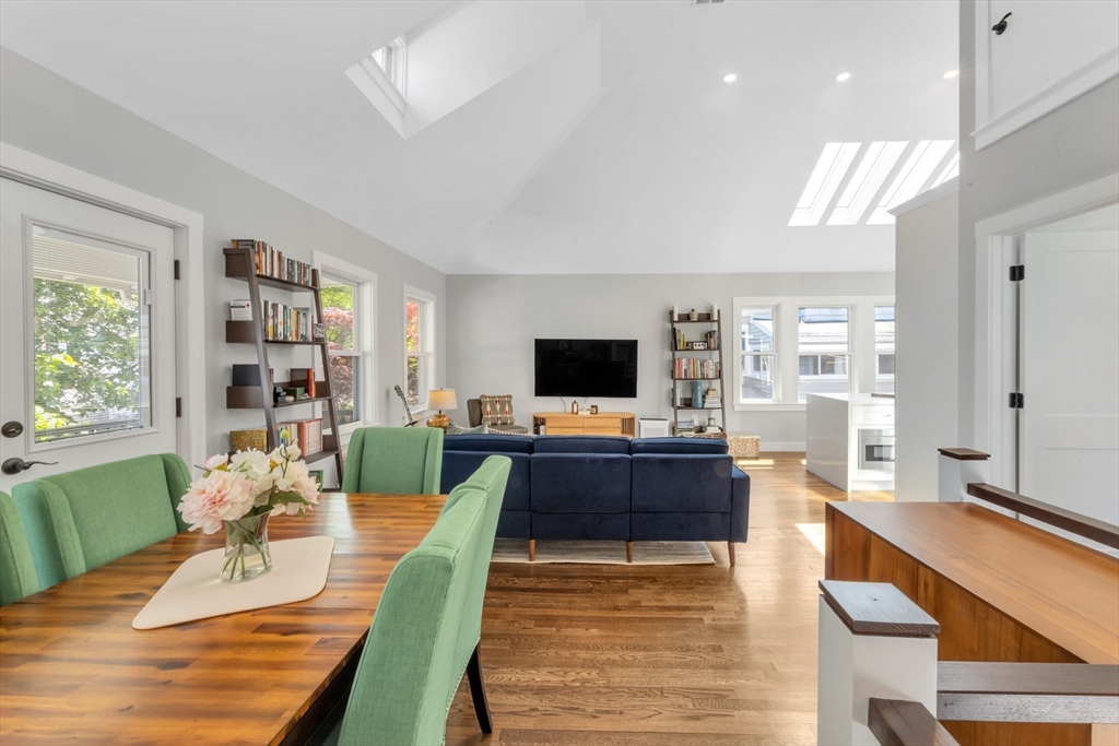 72 Rawson Road, Unit 2 Arlington, MA 02474 - Photo 8 of 32