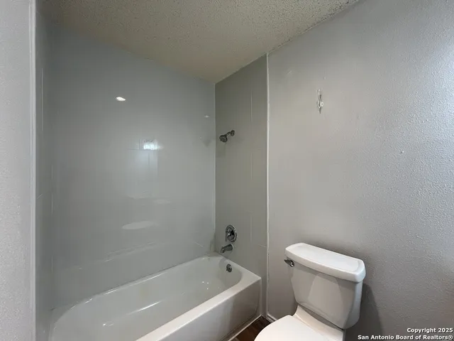 $1,450 | 10207 Raven Field Drive, San Antonio, TX 78245