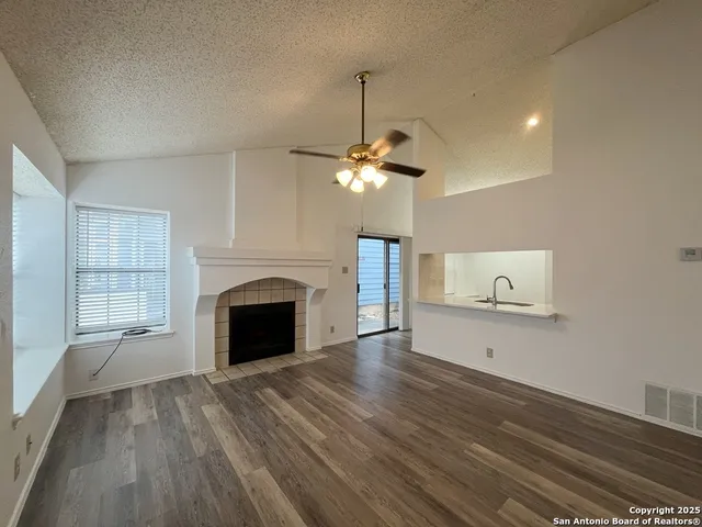 $1,450 | 10207 Raven Field Drive, San Antonio, TX 78245