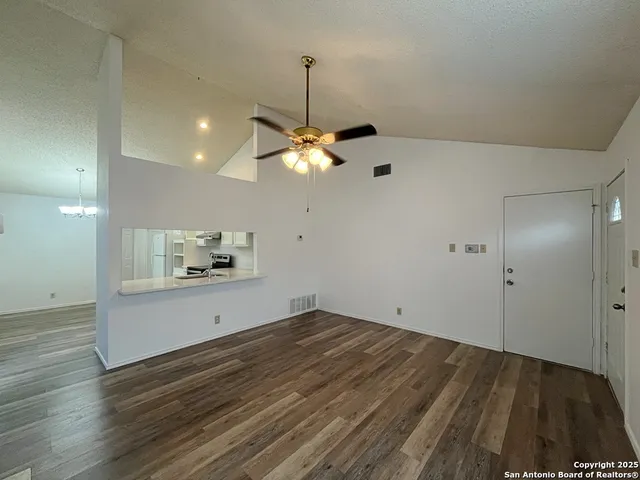 $1,450 | 10207 Raven Field Drive, San Antonio, TX 78245