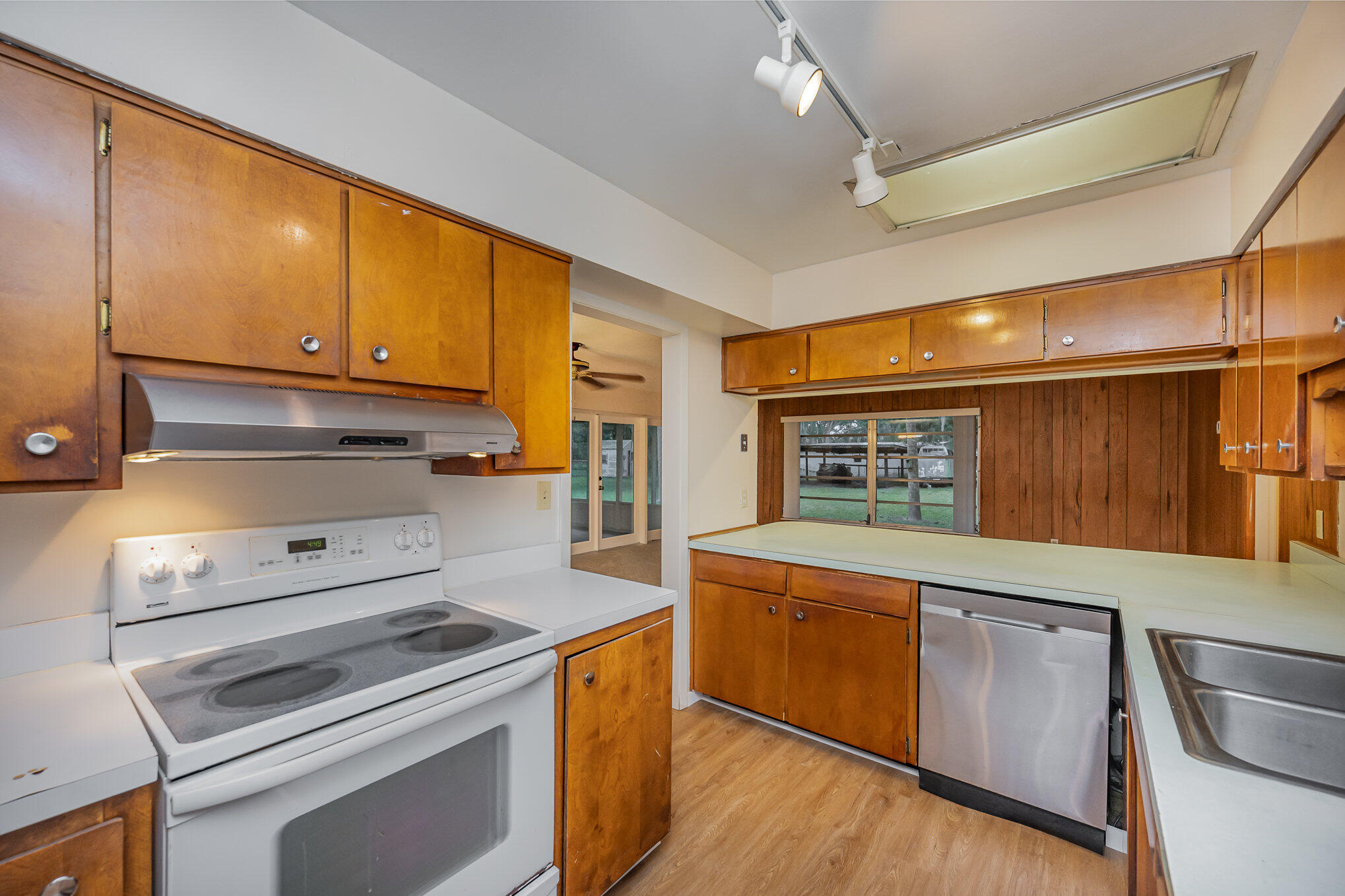 4225 Burkholm Road Mims, FL 32754 - Photo 10 of 26 011_dsc_6964-edit