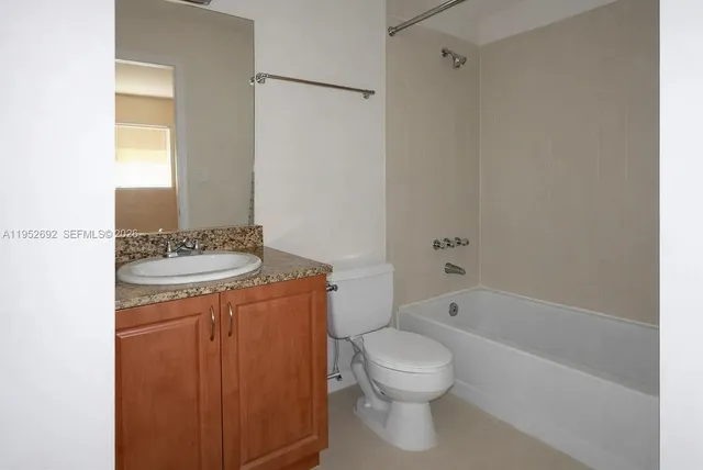 $2,350 | 9457 Palm Circle North, Unit 9457, Pembroke Pines, FL 33025