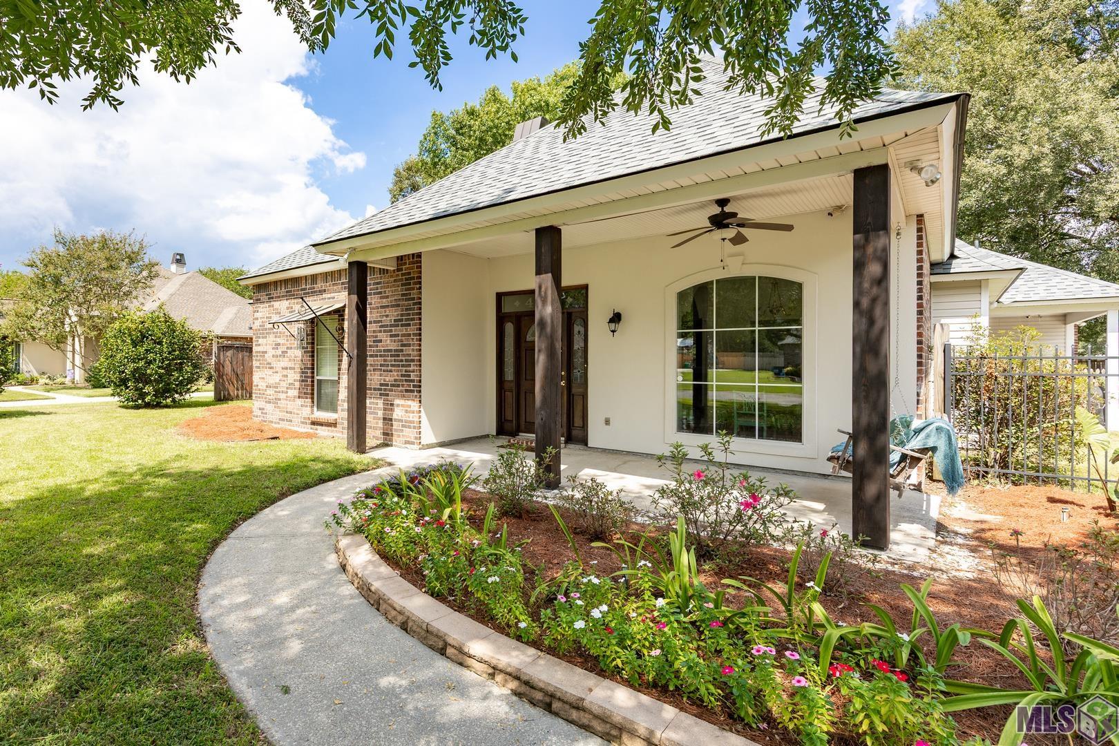 407 Gleason Street Brusly, LA 70719 - Photo 2 of 26