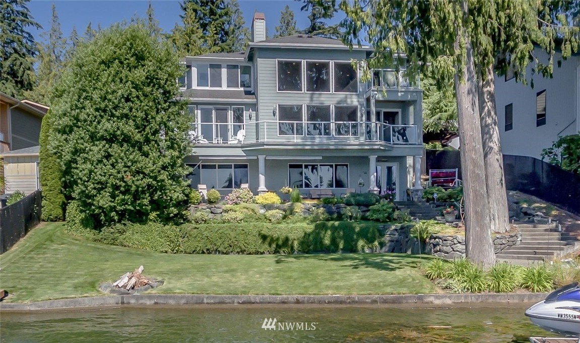 6806 Vandermark Road East Bonney Lake, WA 98391 - Photo 1 of 25 Gallery Image 1