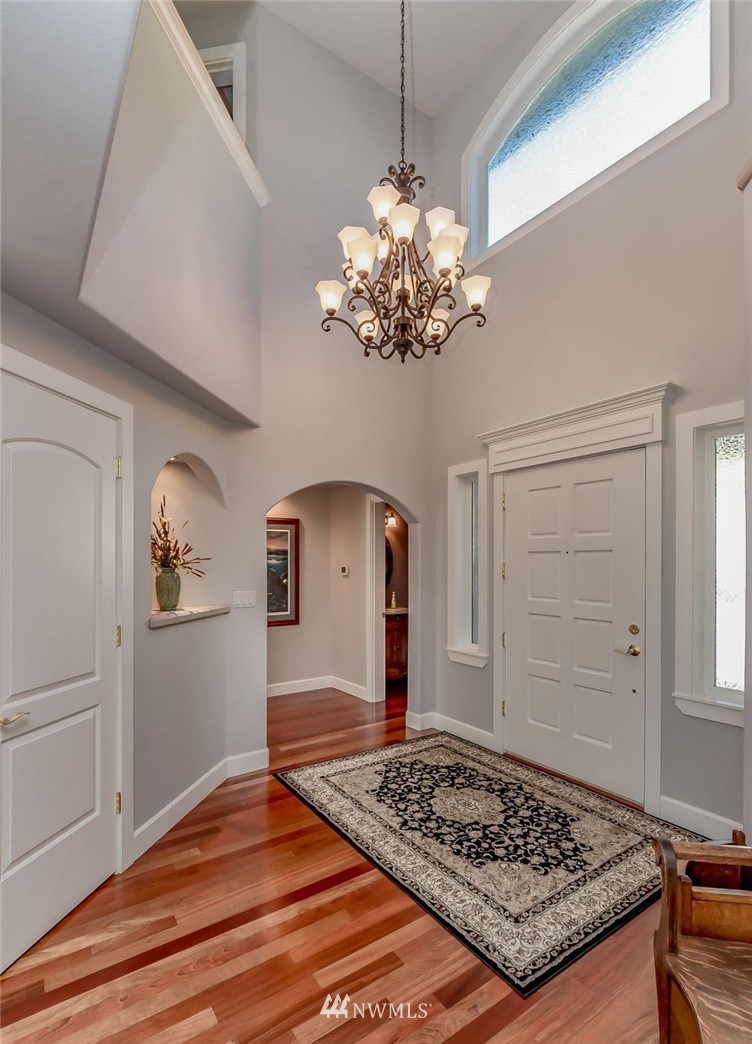 6806 Vandermark Road East Bonney Lake, WA 98391 - Photo 5 of 25 Gallery Image 5