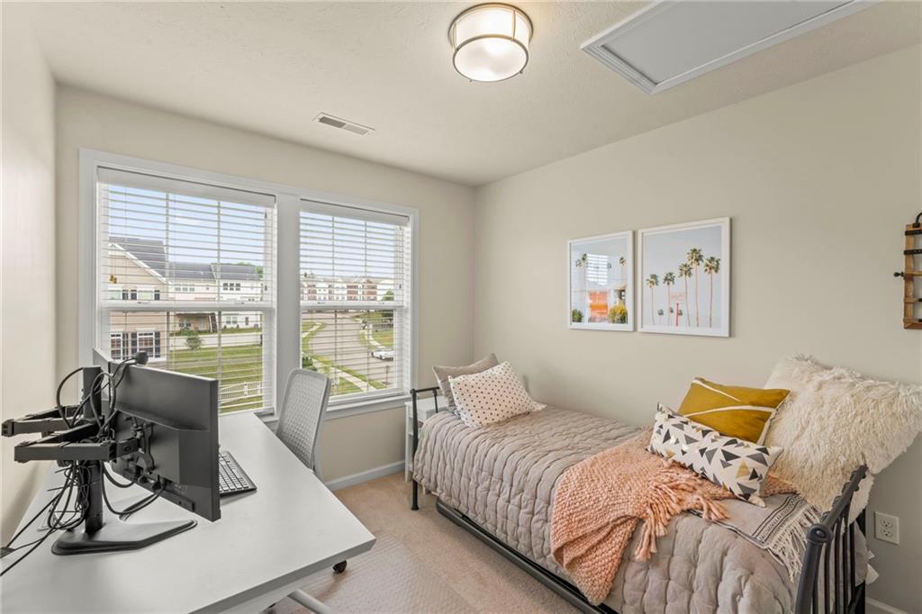 2 Truman Circle McKees Rocks, PA 15136 - Photo 18 of 26 a bedroom with a bed and a desk