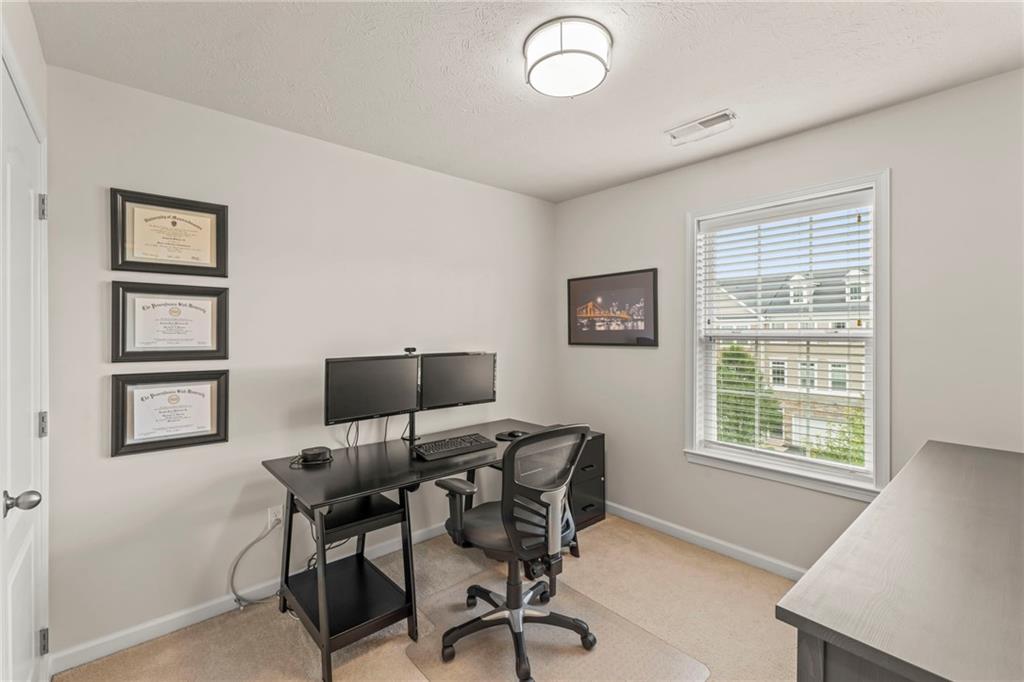 2 Truman Circle McKees Rocks, PA 15136 - Photo 20 of 26 a workspace with furniture and a window