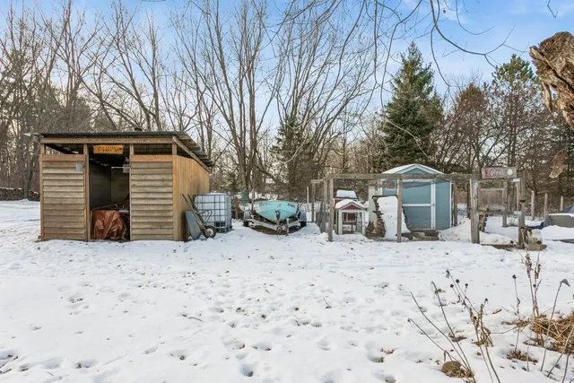 $499,900 | W10763 Cross Road, New London, WI 54961