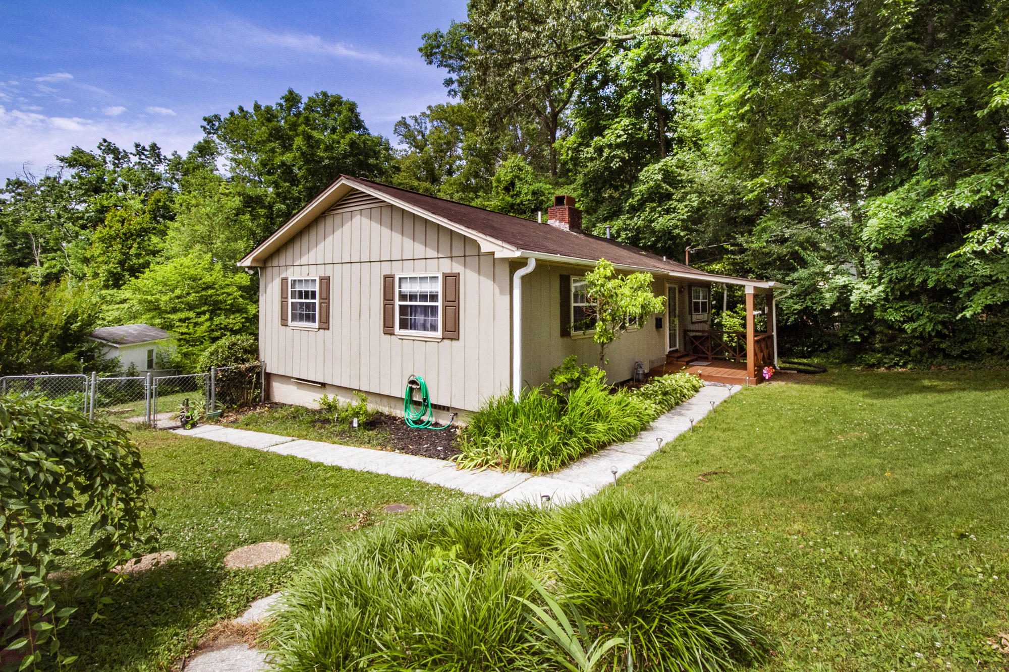 199 California Avenue Oak Ridge, TN 37830 - Photo 2 of 29 IMG_0012