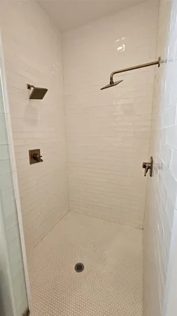 $2,900 | 902 West 23rd Street, Unit I, Houston, TX 77008