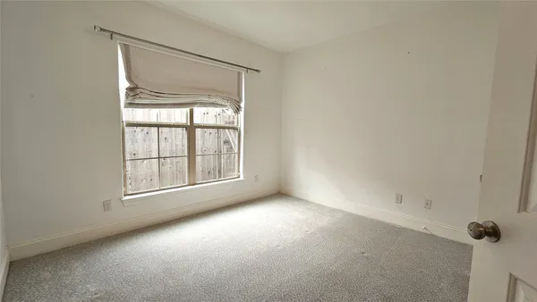 $2,900 | 902 West 23rd Street, Unit I, Houston, TX 77008