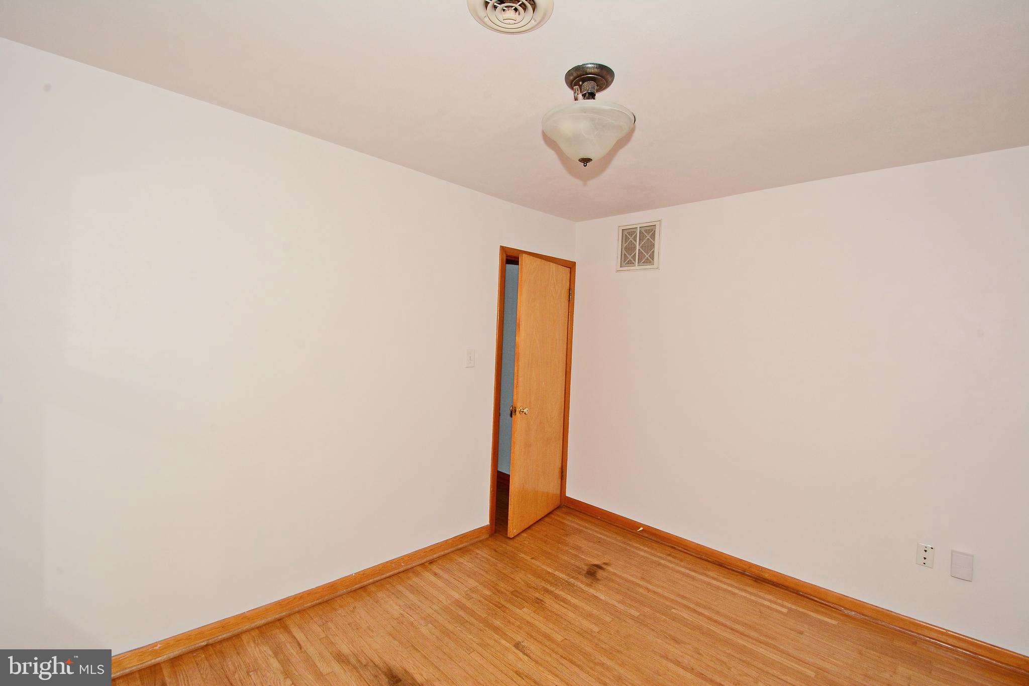 222 Pleasant Street Hanover, PA 17331 - Photo 13 of 18 Gallery Image 13