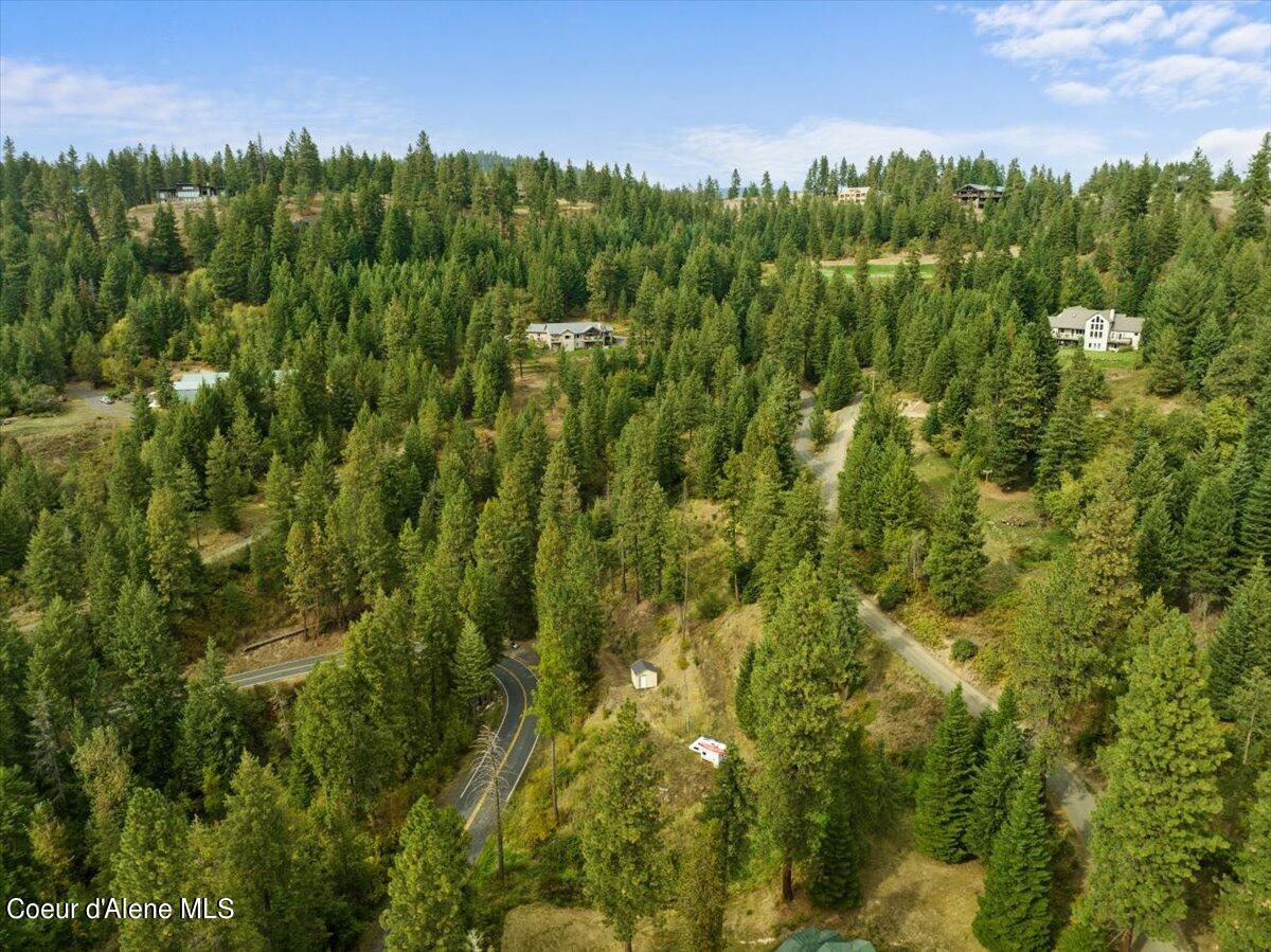 8775 West Rockford Bay Road Coeur D'Alene, ID 83814 - Photo 4 of 23 04-redhogmedia