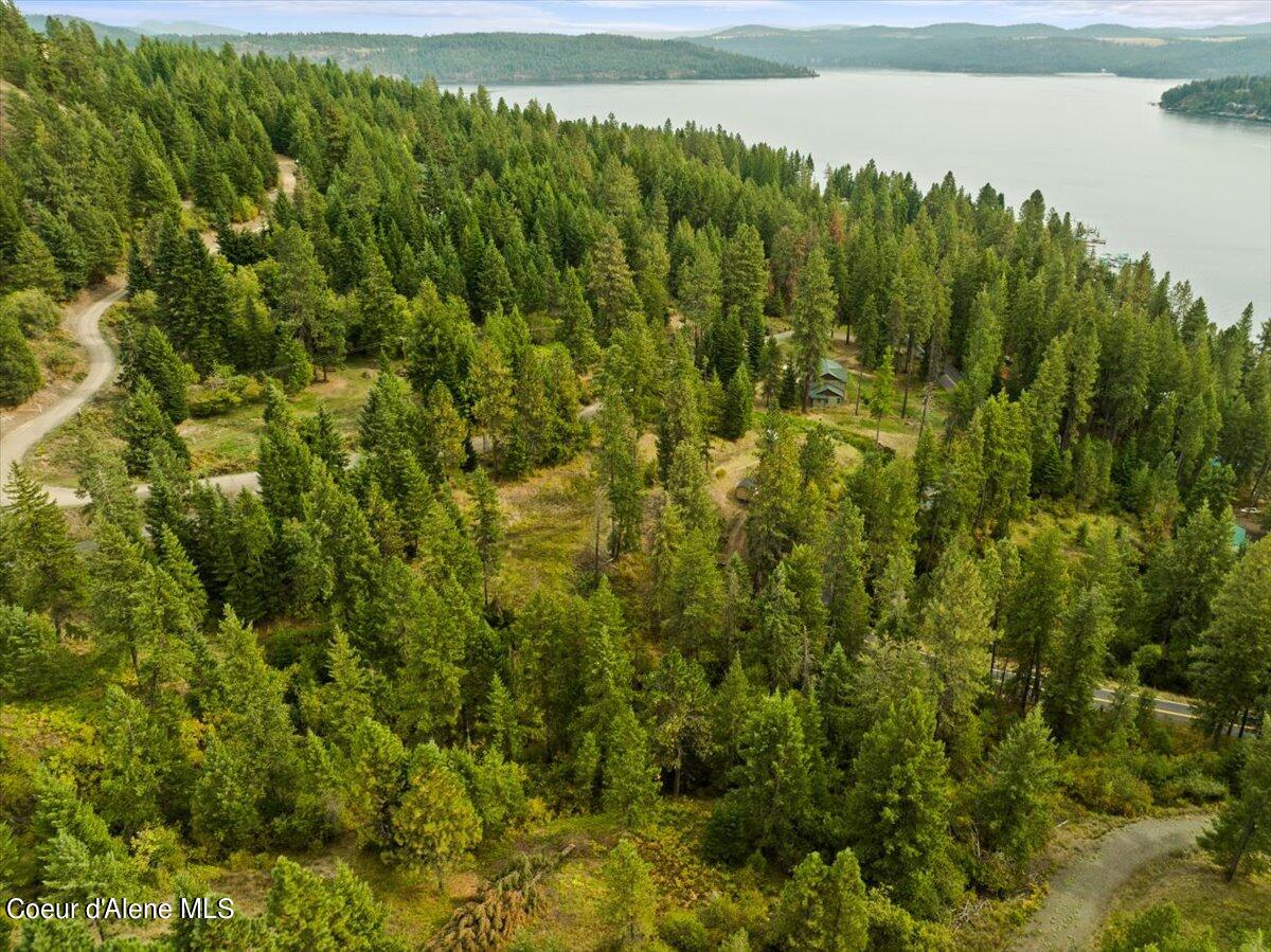 8775 West Rockford Bay Road Coeur D'Alene, ID 83814 - Photo 8 of 23 08-redhogmedia