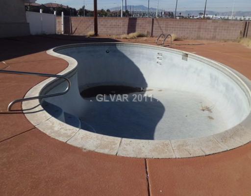 80 East Pebble Road Las Vegas, NV 89123 - Photo 22 of 23 Swimming Pool/Hot Tub/Sauna.