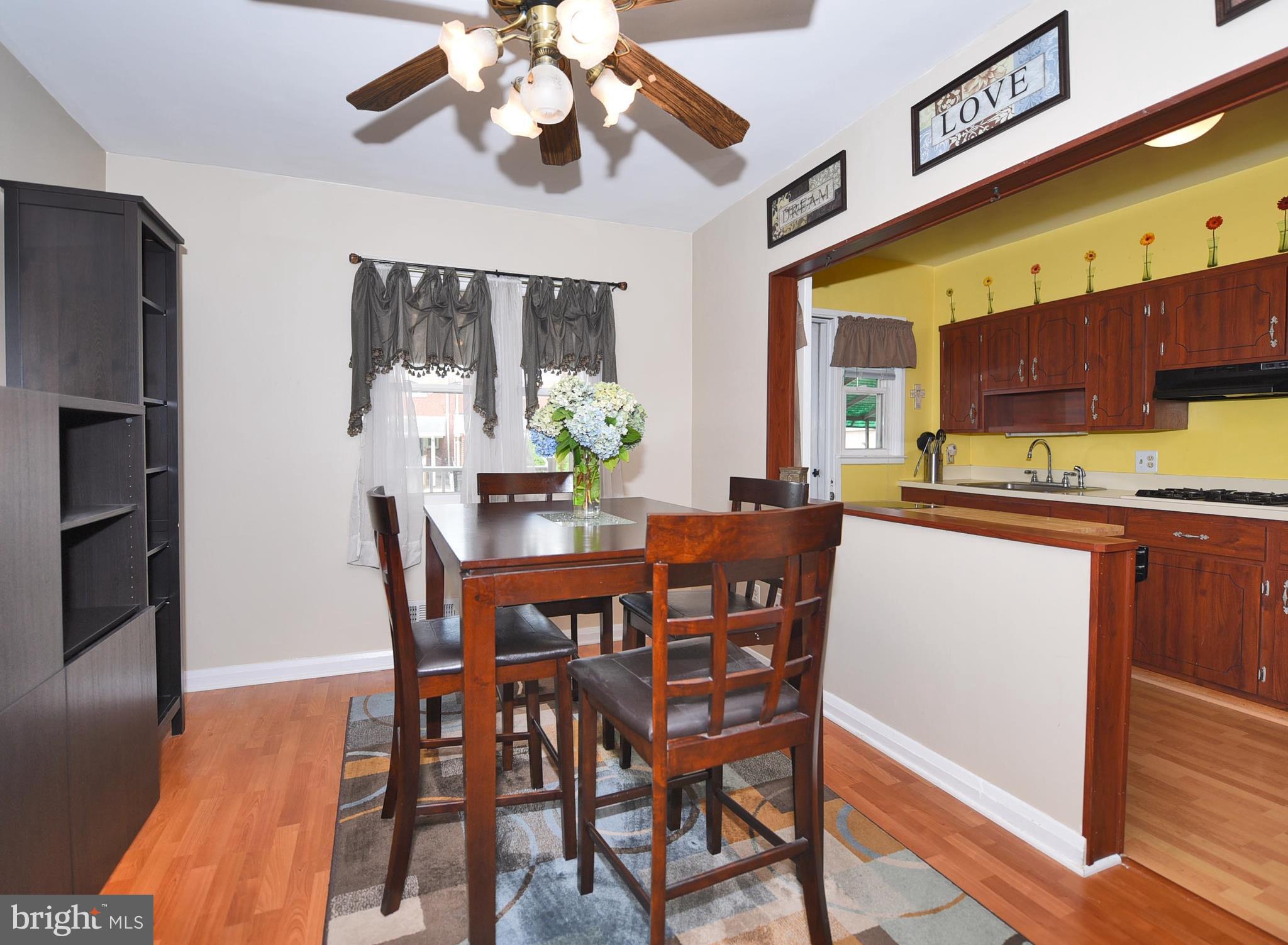 7860 Charlesmont Road Baltimore, MD 21222 - Photo 7 of 29 Dining Room