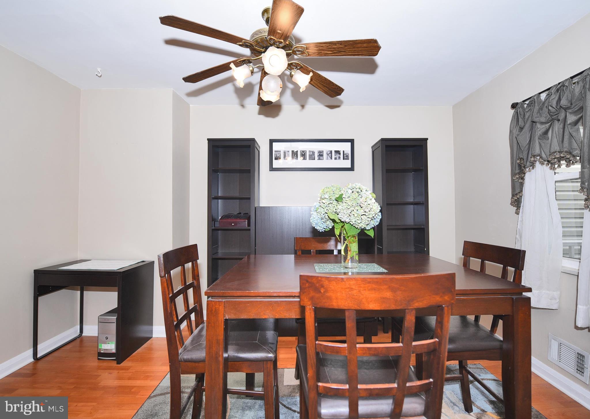 7860 Charlesmont Road Baltimore, MD 21222 - Photo 9 of 29 Dining Room