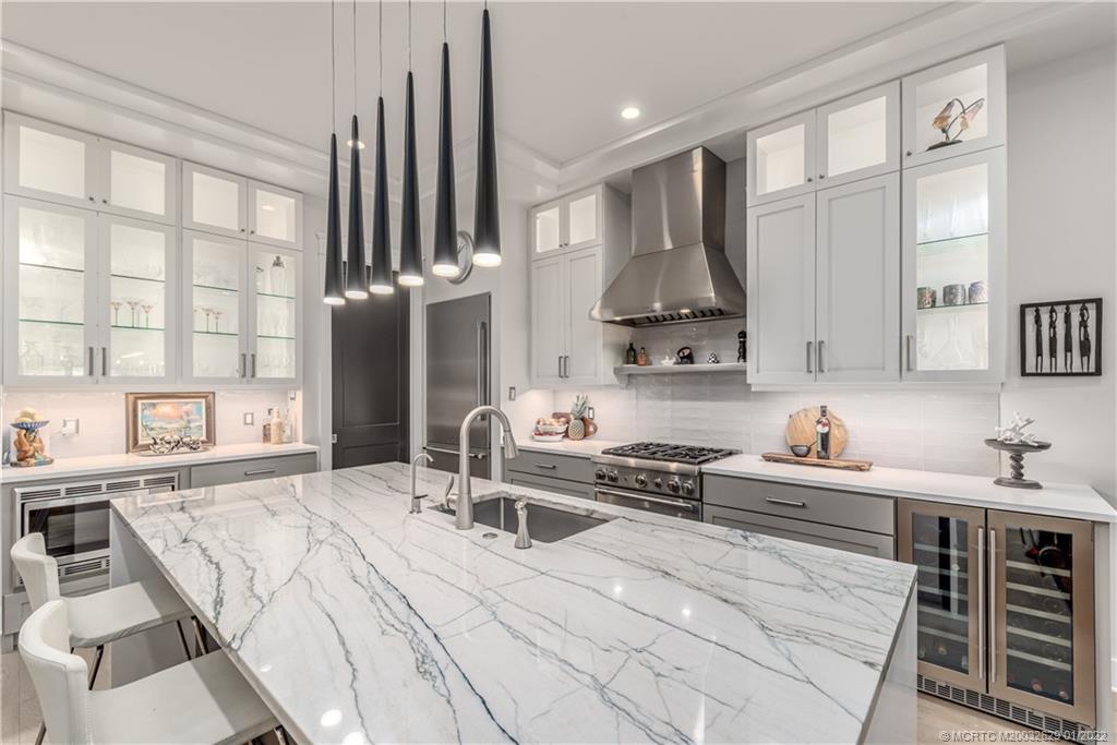 419 Southwest Akron Avenue Stuart, FL 34994 - Photo 18 of 52